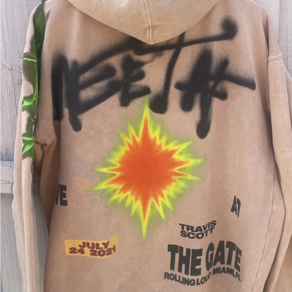 Travis Scott Beige Hoodie rolling loud Miami 2021